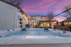 Terrace/patio - ~15 min to Denver, Family Friendly, Hot Tub (Arvada)