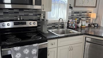 Microonde, piano cottura, lavastoviglie