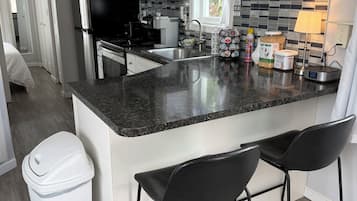 Microwave, stovetop, dishwasher