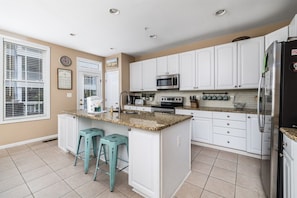 Sunset Island 26 Island Edge Drive Kitchen - Mini Weeks Stays Available Sunset Island 26 Island (Ocean City)