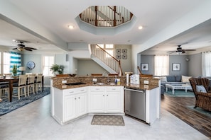 Interior - Sunset Island 5 Beachside Mews (Ocean City)