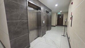 Apartment | Interior - Oceana Suites Santiago Centro Rosas (Santiago)