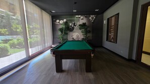 Apartment | Games room - Oceana Suites Santiago Centro Rosas (Santiago)
