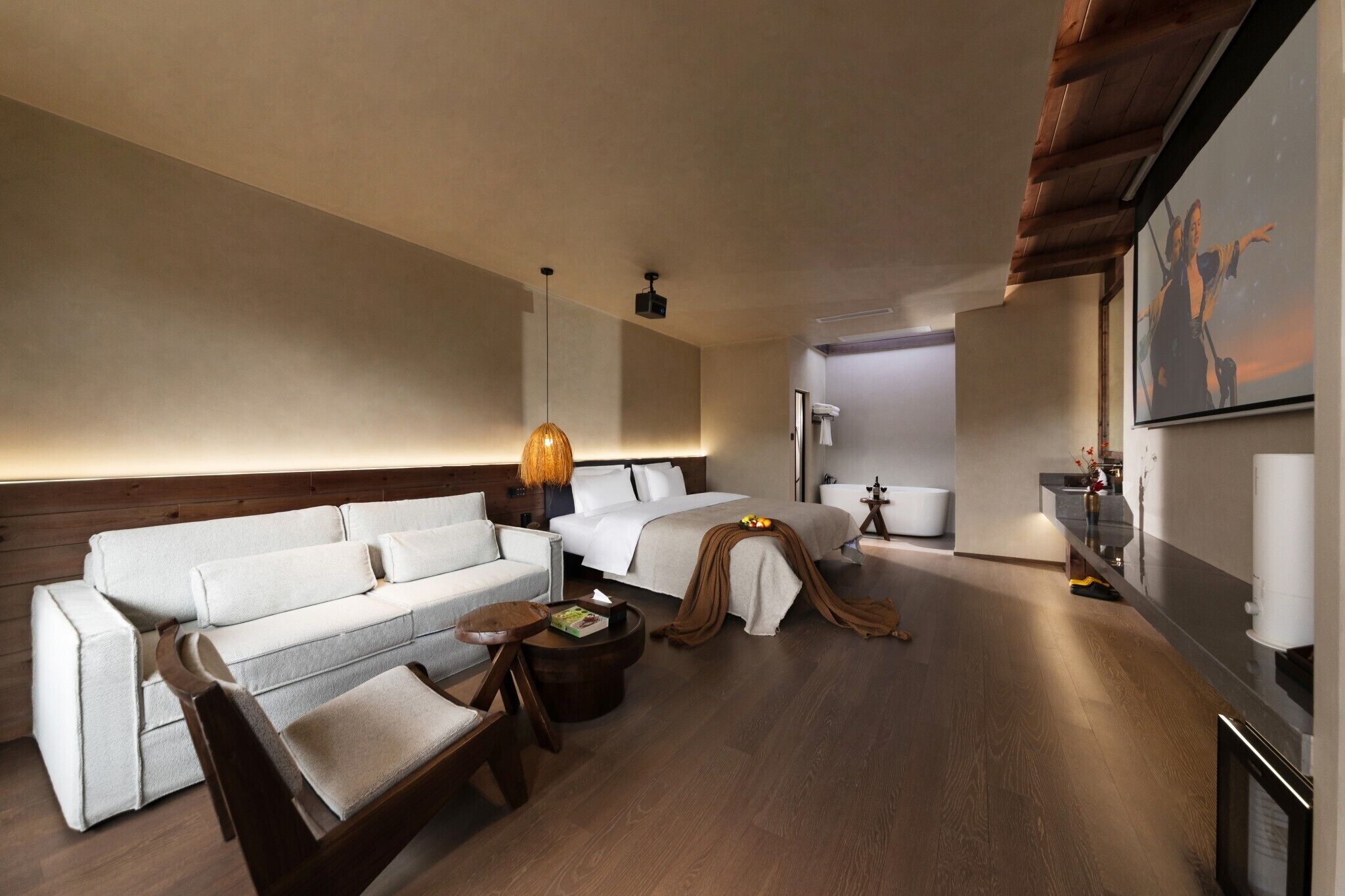 Elite Double Room, Patio, Garden View | Living area