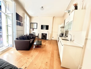 Living area - Superb central London flat. (London)
