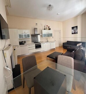 Living area - Superb central London flat. (London)