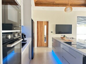 Shared Dormitory, 2 Bedrooms, Accessible, Smoking | Interior - Room-luxurious Bed & Breakfast Stay in U (Pranburi)