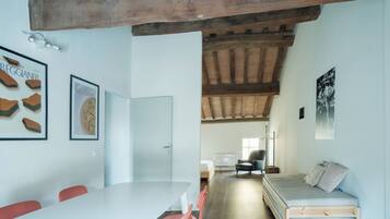 Maisonette, Küche, Stadtblick | Innenbereich