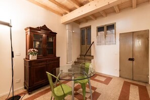 Dining - Blasmatorti Suite (Reggio Emilia)