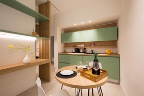 Microwave, oven, stovetop, dishwasher - Appartamento Luxury Giada con Idromassaggio (Terrasini)