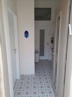 Interior - tveria 32 (Jerusalem)