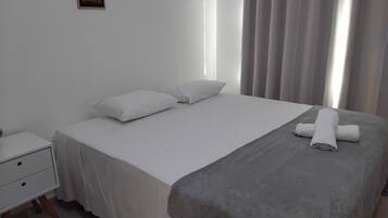 Apartamento básico | 2 quartos, Wi-Fi de cortesia