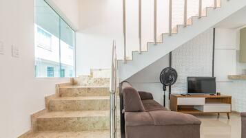 Basic Apartment | Interior