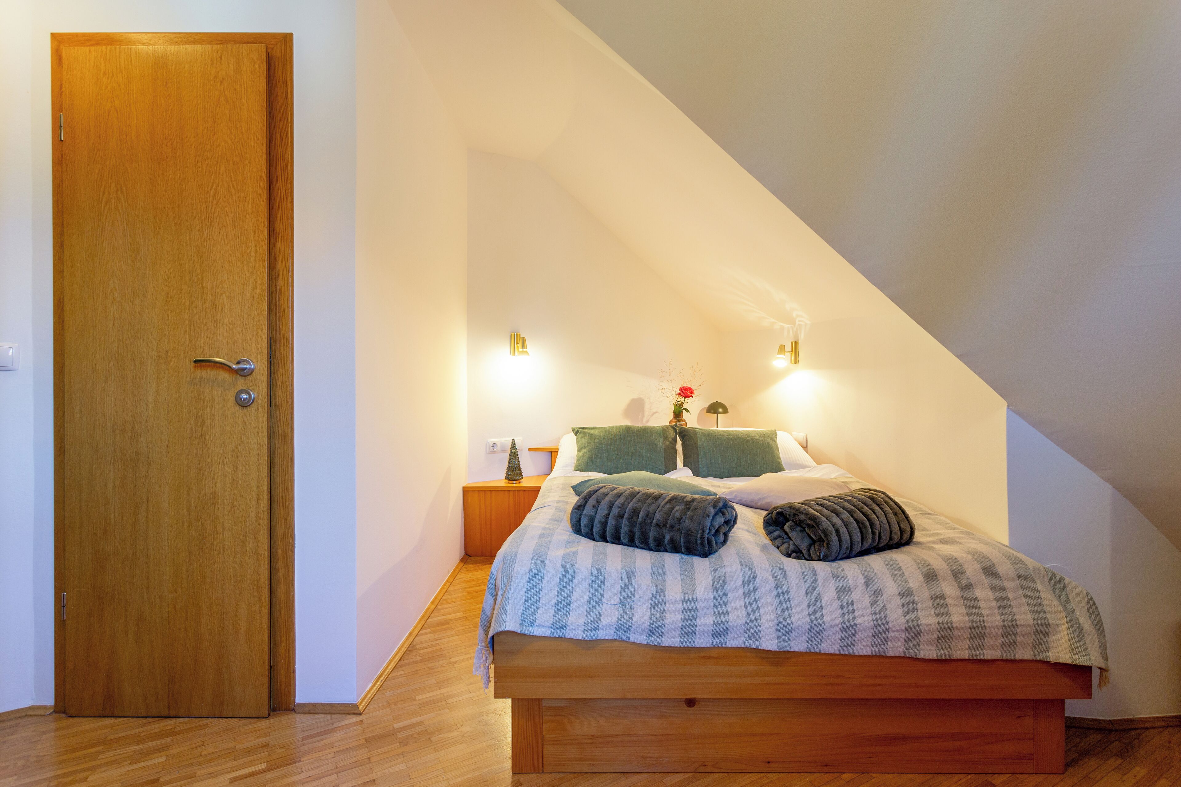 Economy Double Room, Mountain View | In-room safe, desk, soundproofing, free WiFi