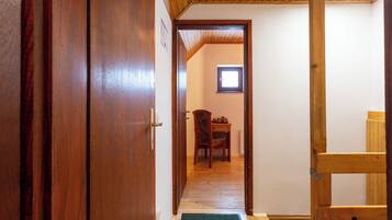 Economy Triple Room, Mountain View | In-room safe, desk, soundproofing, free WiFi