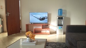 Living area - Affordable & stylish 1 bedroom Diani Treasured Home, an apartment near the Beach (Diani)