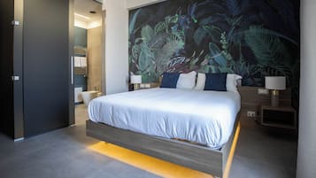 Superior Double Room, City View | In-room safe, desk, blackout drapes, free WiFi