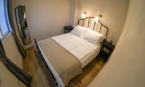 Iron/ironing board, WiFi, bed sheets - Nomad Nook in Vallecas Seasonal (Madrid)