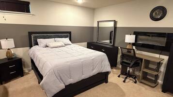 1 bedroom, iron/ironing board, free WiFi, bed sheets