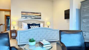 Smart TV, fireplace, books