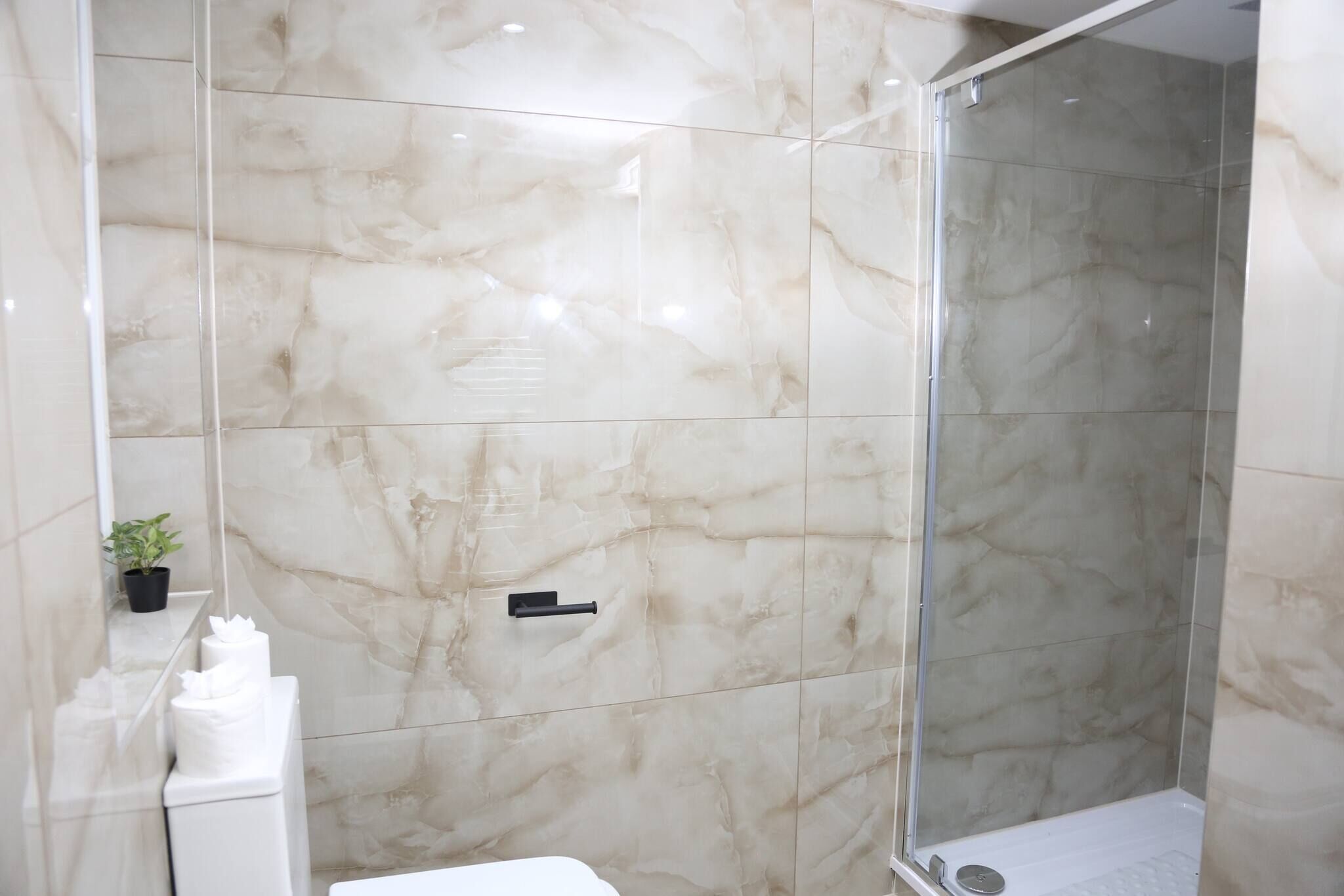 House, 6 Bedrooms, Patio | Bathroom
