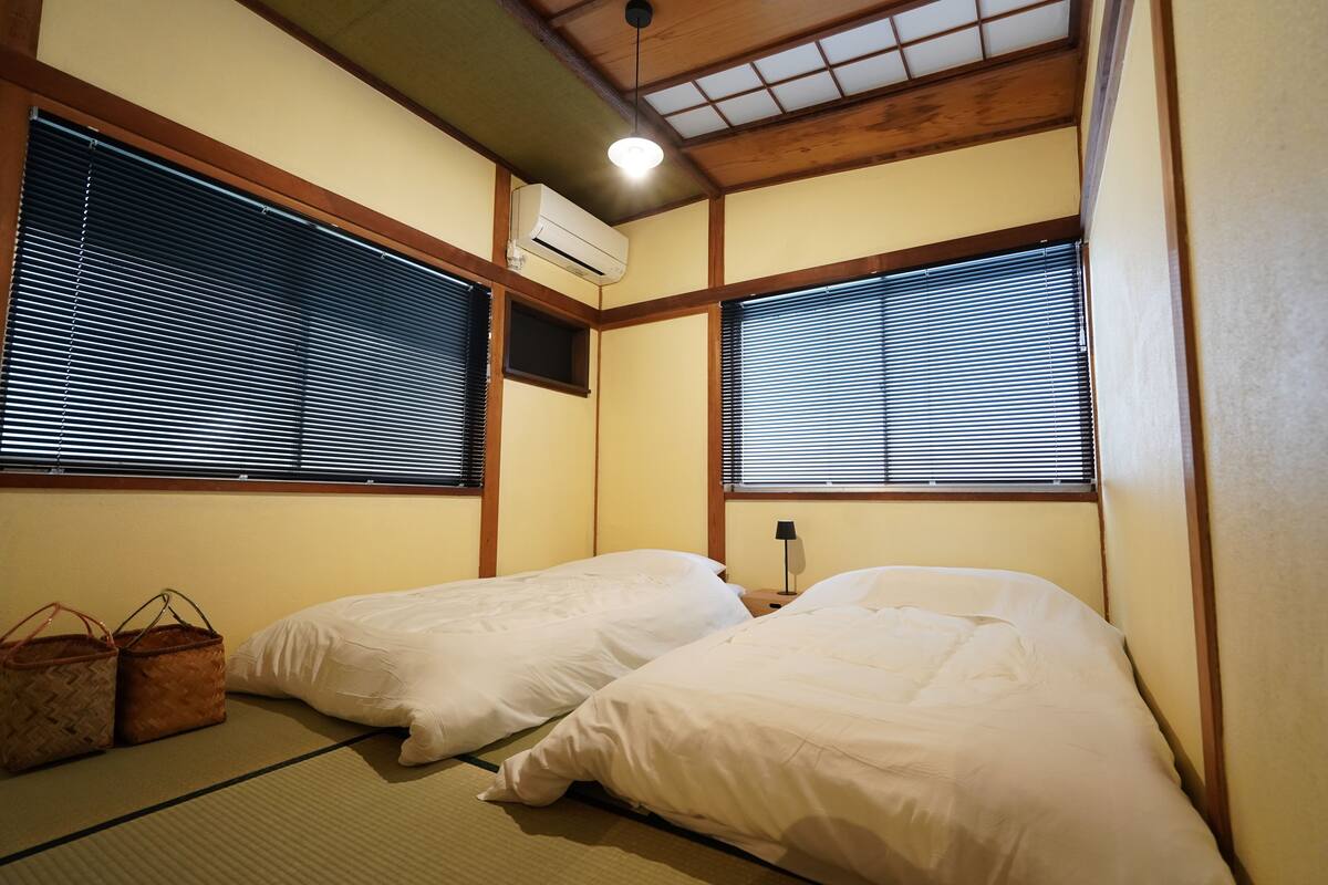 Economy Twin Room | WiFi (free)