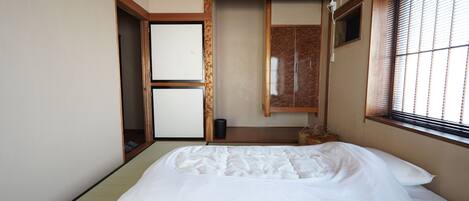 Standard Twin Room | Free WiFi