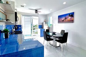 Private kitchen - Stylish Coastal Escape w/ Balcony Views (Lauderdale-by-the-Sea)