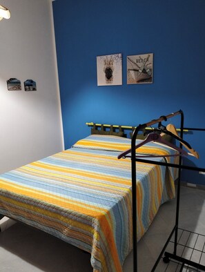2 bedrooms, iron/ironing board, WiFi, bed sheets - Orange apartment 🍊 (Favignana)