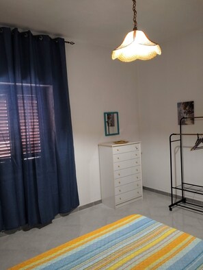 2 bedrooms, iron/ironing board, WiFi, bed sheets - Orange apartment 🍊 (Favignana)