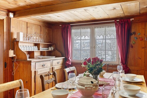 Apartment "Berghüsli Heiterswil" with Mountain View, Private Terrace and Garden