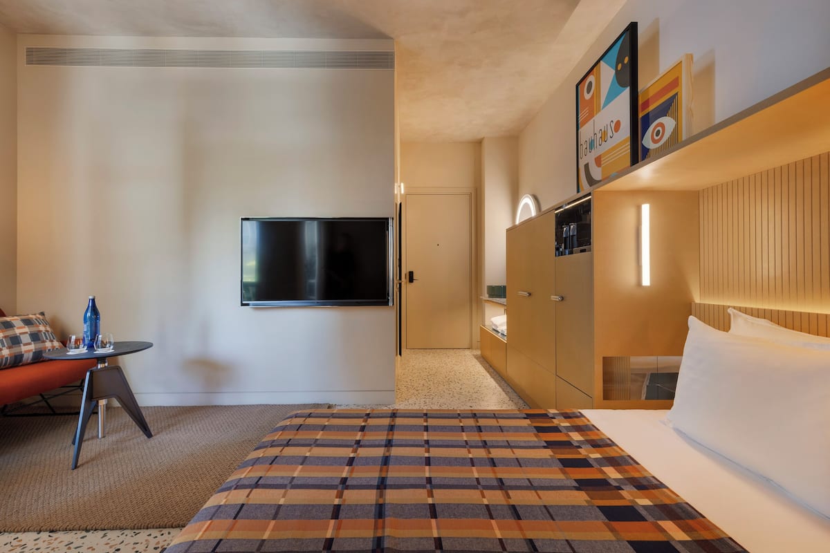 Minibar, Wi-Fi gratuito, lenzuola