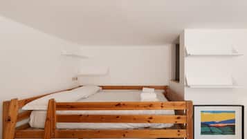 1 Schlafzimmer, Bügeleisen/Bügelbrett