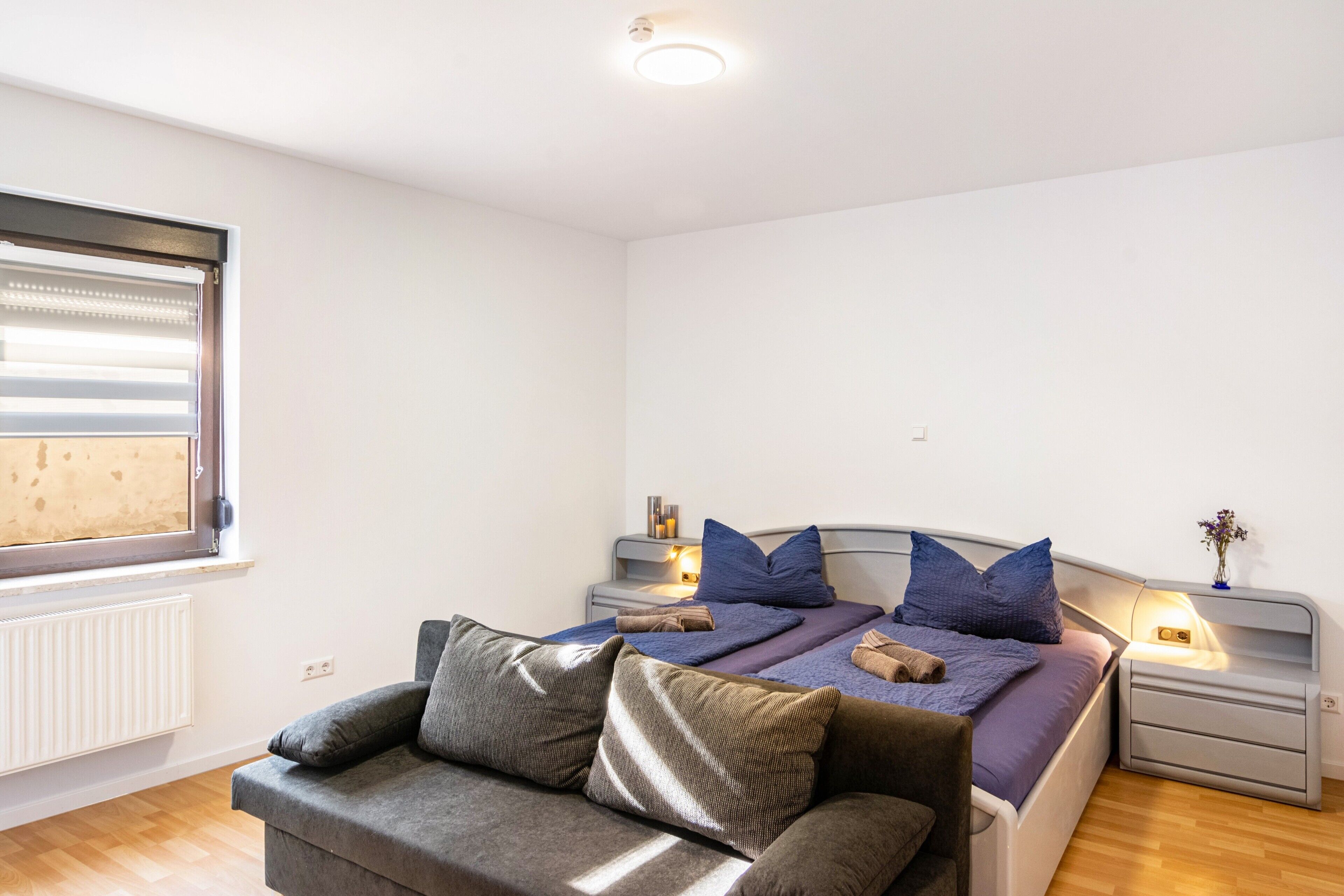 Iron/ironing board, WiFi, bed sheets