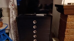 Unclassified image, 3 of 26, button