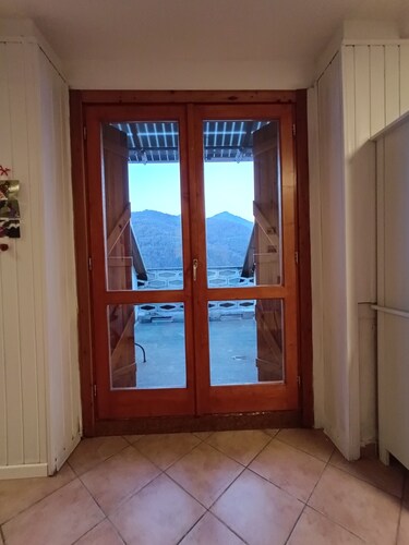 Nice 1-bedroom apartment in charming Cernesio perfect for relaxing stay
