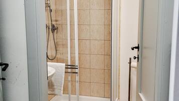 Douche, bidet