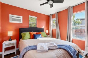 3 bedrooms, iron/ironing board, travel crib, free WiFi