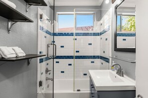 Shower, towels