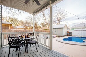 Step out onto the welcoming deck for an alfresco dining experience for breakfast, lunch, or dinner, overlooking the refreshing private pool that awaits your leisurely swims. - Southtown Charm: Pool, King Beds, Arcade & Games (San Antonio)