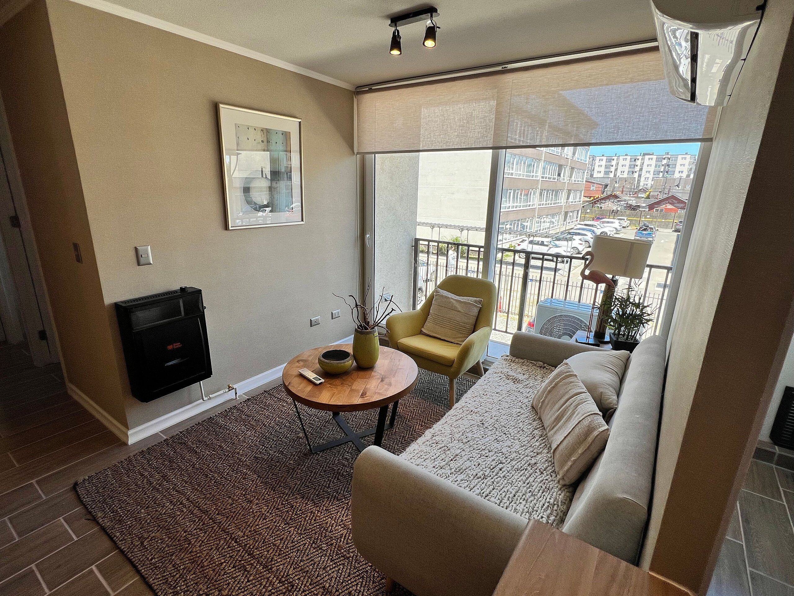 Apartment | Living area | Flat-screen TV