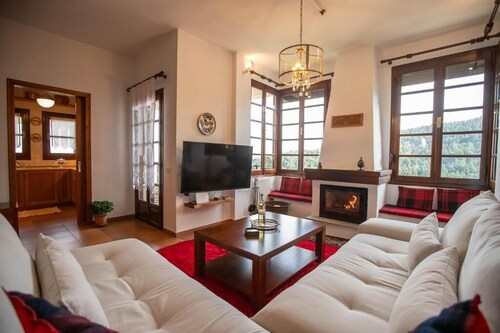 Alonia Forest House - Lake Plastira Getaway