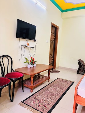 Deluxe Room - Shivanya guest house (Varanasi)