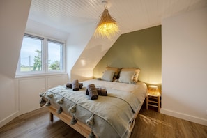 4 camere, ferro/asse da stiro, Wi-Fi, lenzuola