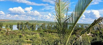 Eagle View Farm & Lake Retreat