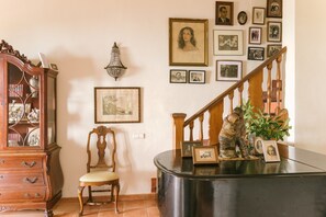 Lobby - Seafront Chalet with Pool, Outdoor Kitchen, Large Garden and Stunning Views (Alicante (Alacant))