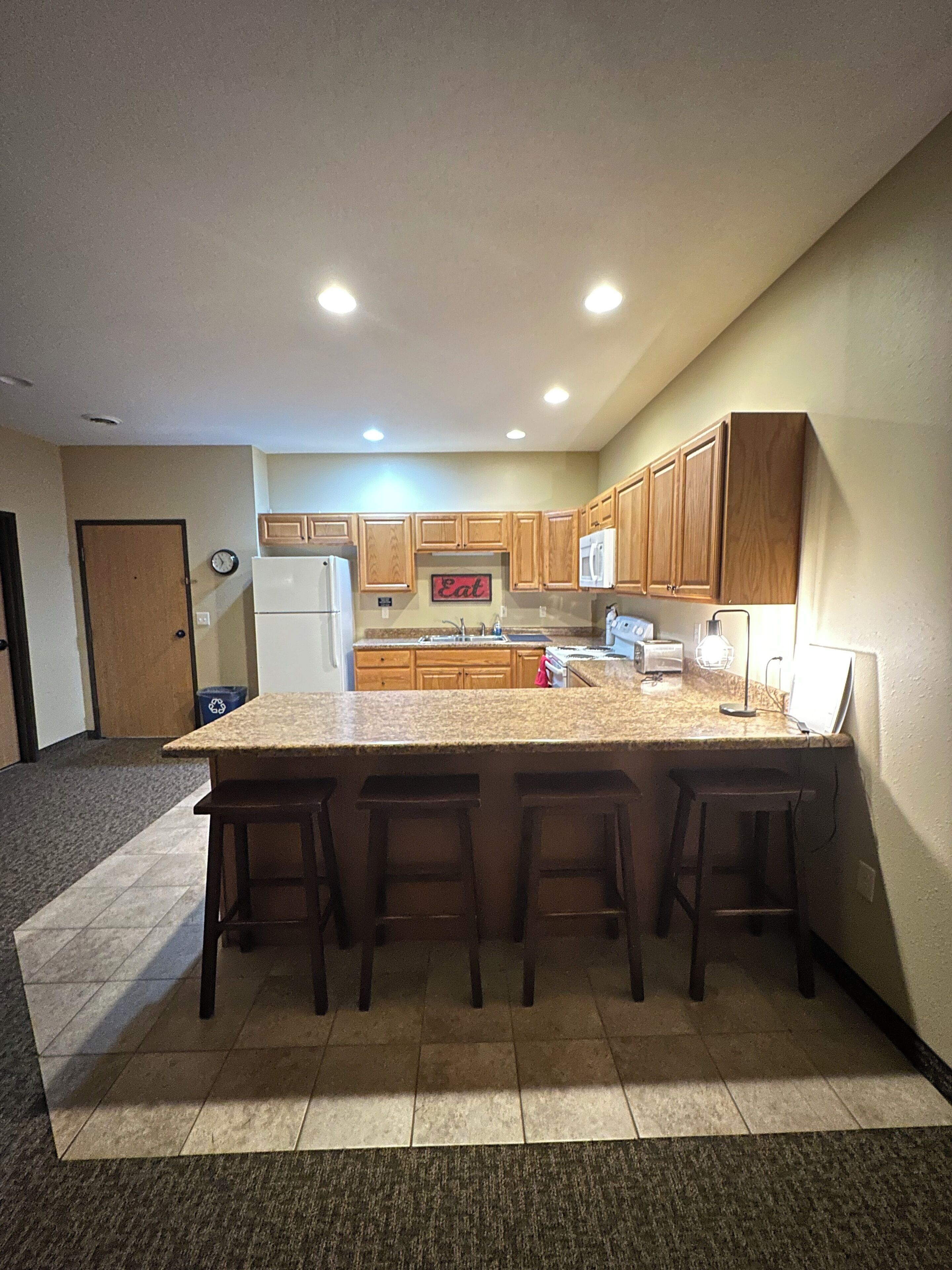 อพาร์ทเมนท์, 1 ห้องนอน | ครัวส่วนตัว | ไมโครเวฟ