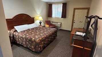 Kamar Standar, 1 Tempat Tidur King | Ruang kerja ramah laptop dan Wi-Fi gratis