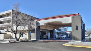 Exterior - Hotel Kiva, An Ascend Collection Hotel (Albuquerque)