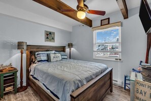 2 bedrooms, WiFi, bed sheets - Cozy Shore Retreat with Front Porch Seating | 2BR, Parking Included – Seaside Heights (Seaside Heights)